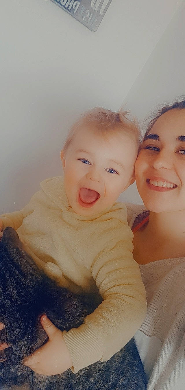 Amaël a rejoint le concours — aidez-le/la à gagner de superbes lots ! baby, baby_toddler_clothing, cheek, child, comfort, face, flash_photography, gesture, happy, iris, joy, lip, love, neck, nose, people_in_nature, person, shoulder, skin, sleeve