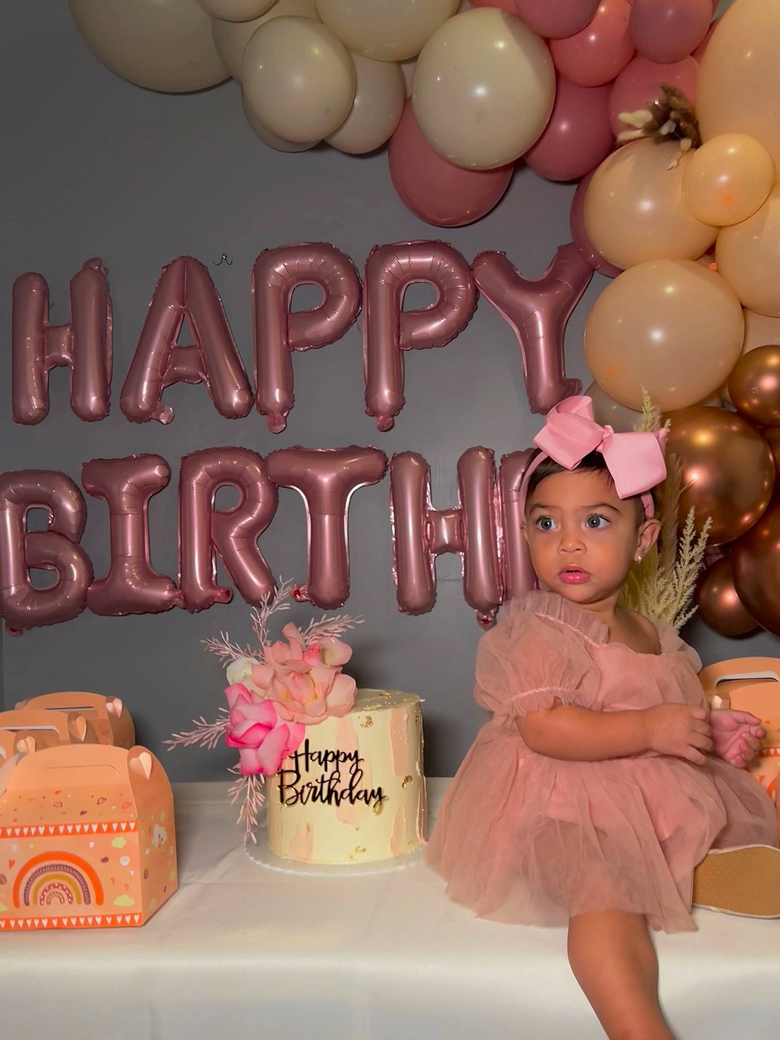 Lunna is registered to the contest to win money with this photo: baked_goods, balloon, birthday, birthday_cake, buttercream, cake, cake_decorating, cake_decorating_supply, dessert, dress, event, food, happy, headwear, icing, person, pink, sugar_cake, sugar_paste, sweetness