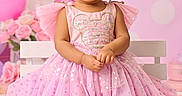 Ashlany is registered to the contest to win money with this photo: