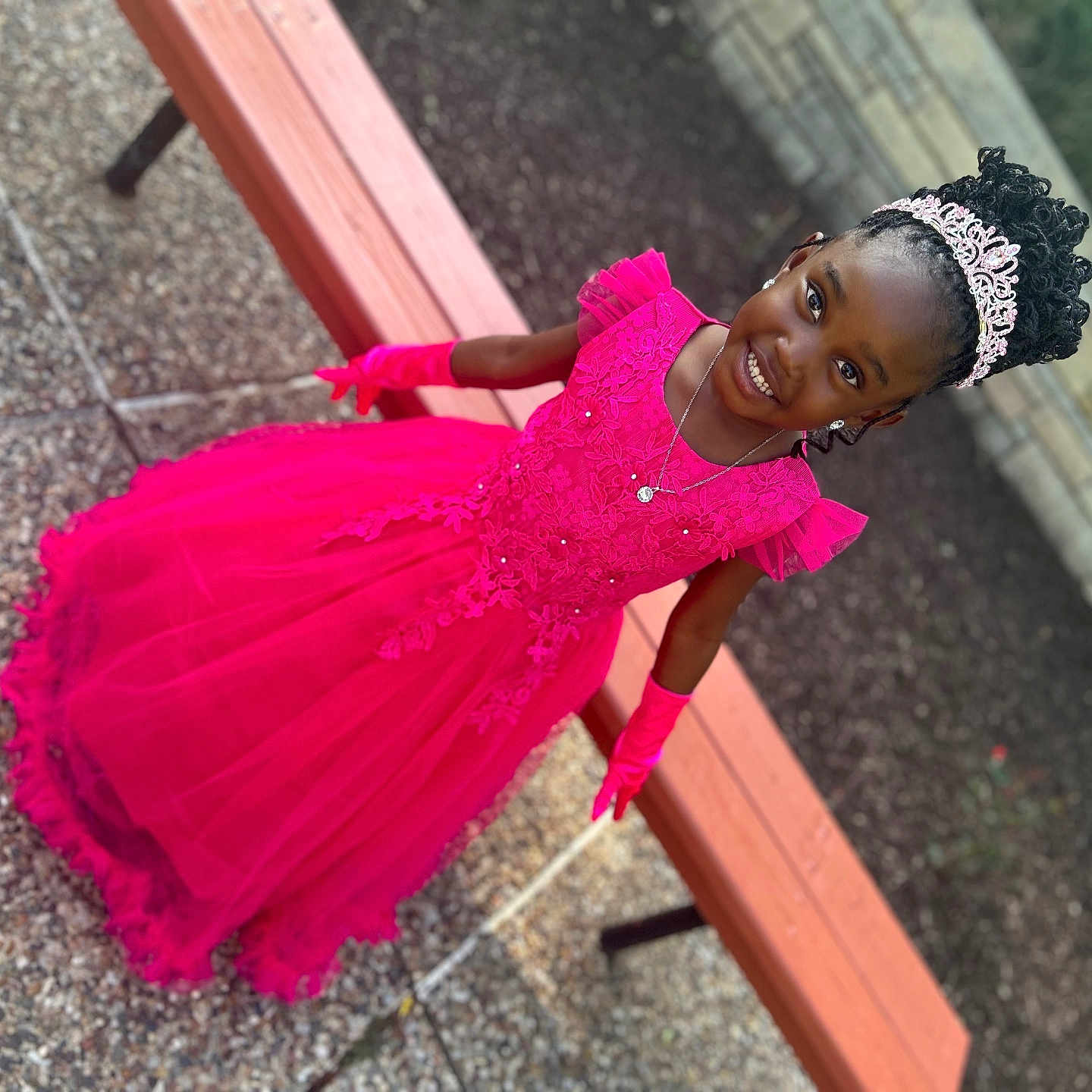 Kamiya is registered to the contest to win money with this photo: accessories, bench, child, clothing, dress, eveningdress, face, fashion, female, formalwear, furniture, girl, glove, gown, grass, hat, head, person, photography, portrait