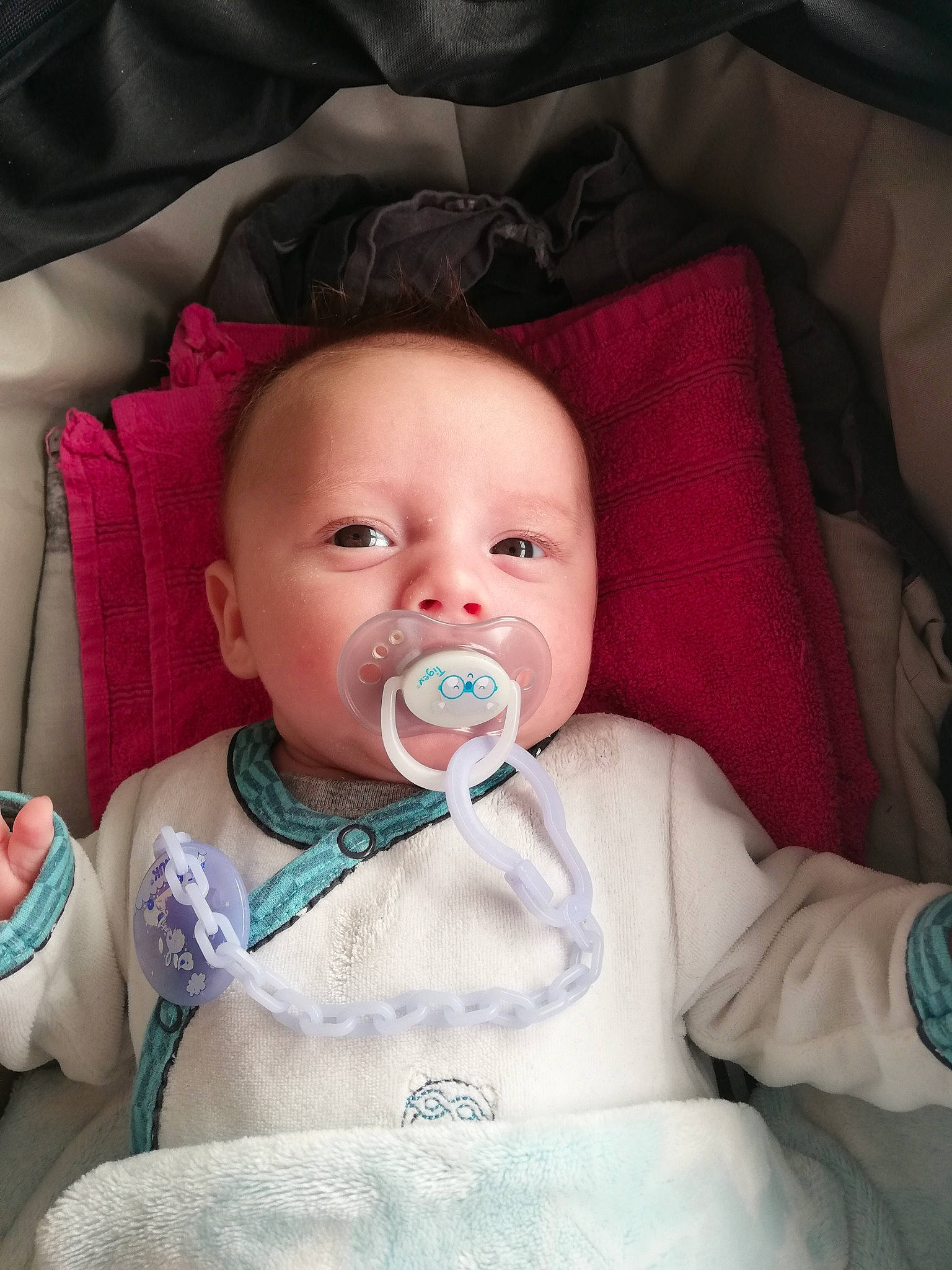 Tyler participe au concours pour gagner de l'argent avec cette photo : baby, cheek, child, lip, mouth, nose, person, skin, toddler