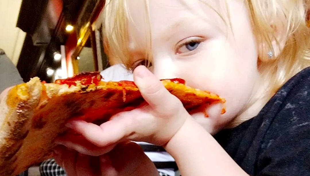 Summer joined the competition — help win amazing prizes! baked_goods, biting, comfort_food, cuisine, dish, eating, fast_food, finger, finger_food, food, food_craving, fried_food, hand, ingredient, junk_food, person, recipe, sharing, sweetness, tableware