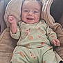 Agathe participe au concours pour gagner de l'argent avec cette photo : baby, blanket, car_seat, child, clothing, cozy, cute, expression, face, hand, happy, indoor, infant, onesie, padded, person, seat, smiling, wearing, young