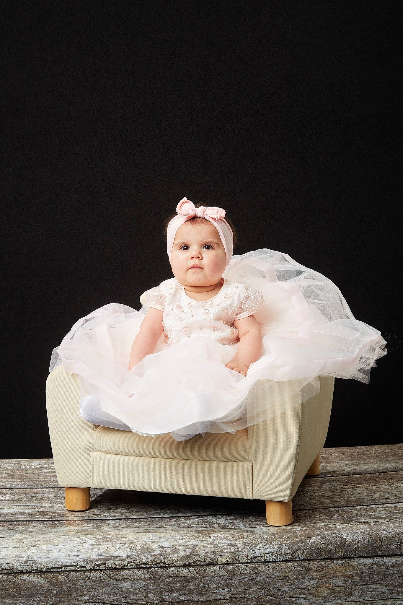 Simay participe au concours pour gagner de l'argent avec cette photo : blond, bridal_accessory, comfort, dress, embellishment, entertainment, event, fashion_accessory, fashion_design, flash_photography, formal_wear, hair_accessory, happy, headpiece, headwear, peach, performing_arts, person, photo_shoot, portrait_photography