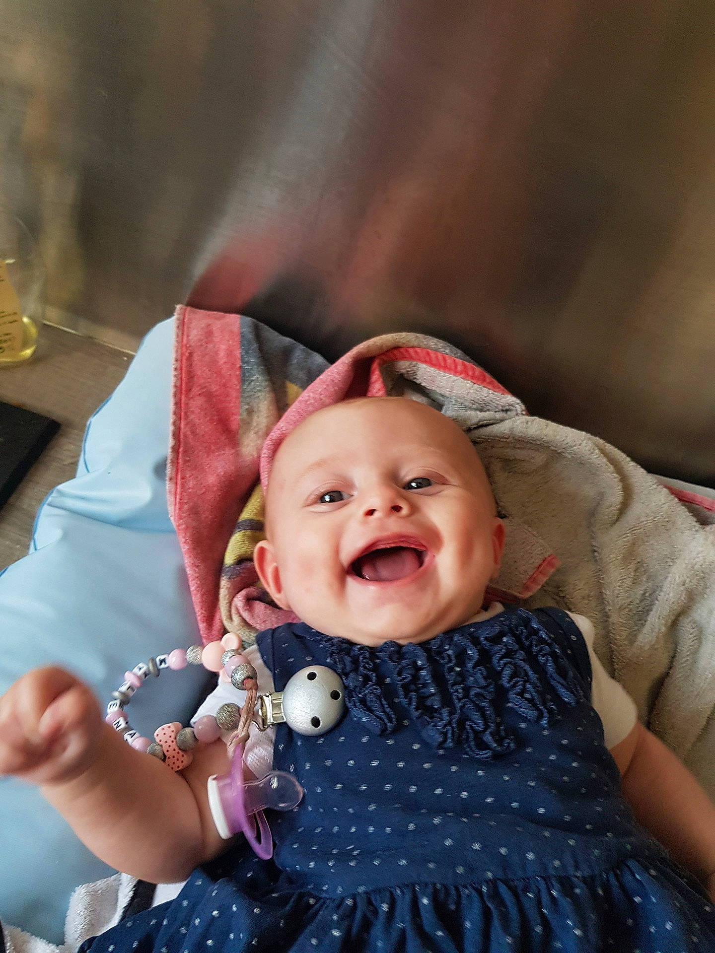 Mylena a rejoint le concours — aidez-le/la à gagner de superbes lots ! child, facial_expression, fun, girl, happiness, infant, laughter, person, portrait_photography, product, skin, smile, toddler