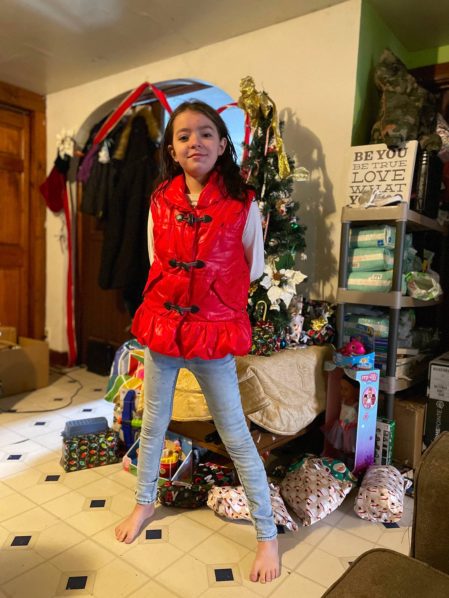 Olyve is registered to the contest to win money with this photo: bag, child, costume, costume_design, event, fashion, fashion_accessory, fashion_design, flooring, fun, leisure, luggage_and_bags, pattern, person, retail, room, standing, textile, toddler, visual_arts