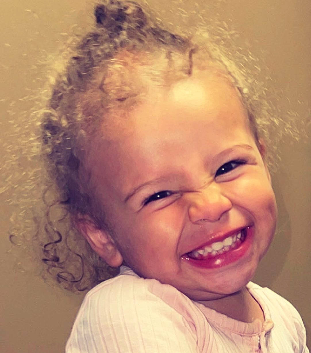 Kamiya is registered to the contest to win money with this photo: baby, cheek, chin, cloud, ear, eyebrow, eyelash, gesture, hairstyle, happy, head, iris, jaw, joy, lip, mouth, neck, nose, person, skin