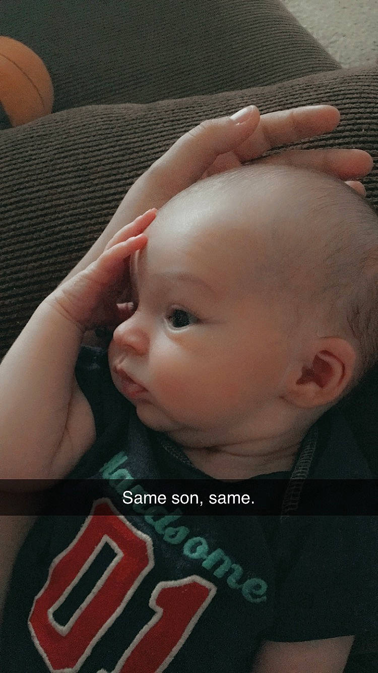 Kaisyn is registered to the contest to win money with this photo: baby, cheek, child, chin, ear, eye, eyebrow, face, finger, forehead, hand, head, lip, mouth, muscle, neck, nose, person, photo_caption, skin