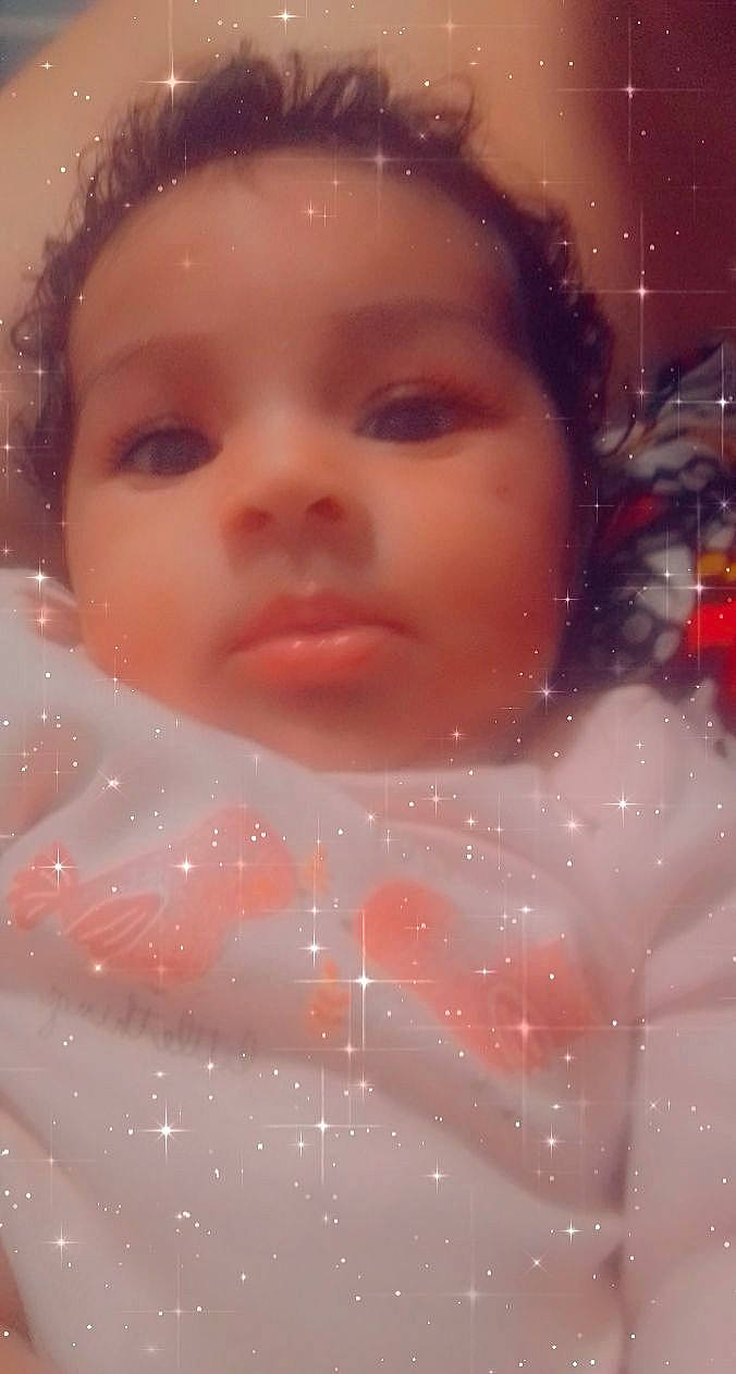 Hänäe participe au concours pour gagner de l'argent avec cette photo : baby, cheek, child, chin, ear, event, eye, eyebrow, eyelash, forehead, fun, happy, iris, lip, mouth, neck, nose, person, pink, skin