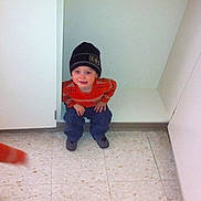 Dominick is registered to the contest to win money with this photo: