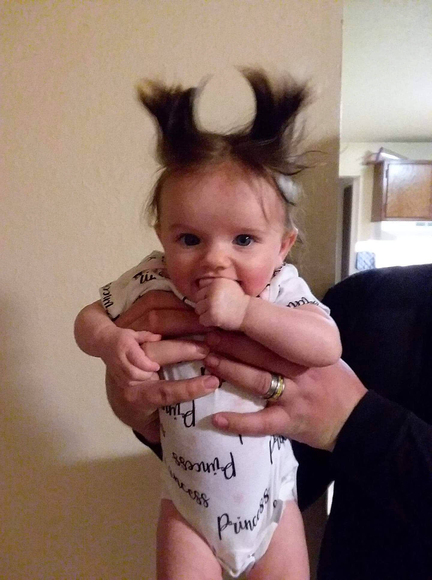 Myka is registered to the contest to win money with this photo: abdomen, arm, baby, cheek, child, daughter, ear, finger, hand, head, joint, joy, neck, person, product, skin, thumb, toddler