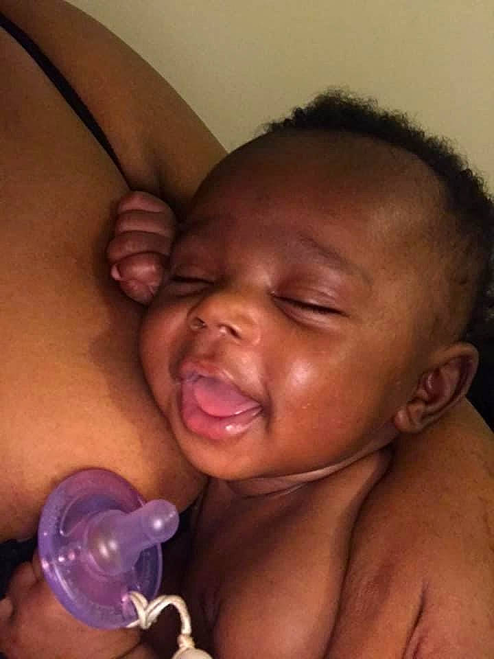 Layah is registered to the contest to win money with this photo: arm, cheek, ear, eyebrow, eyelash, facial_expression, forehead, hairstyle, hand, jaw, lip, mouth, muscle, neck, nose, organ, person, product, skin, smile