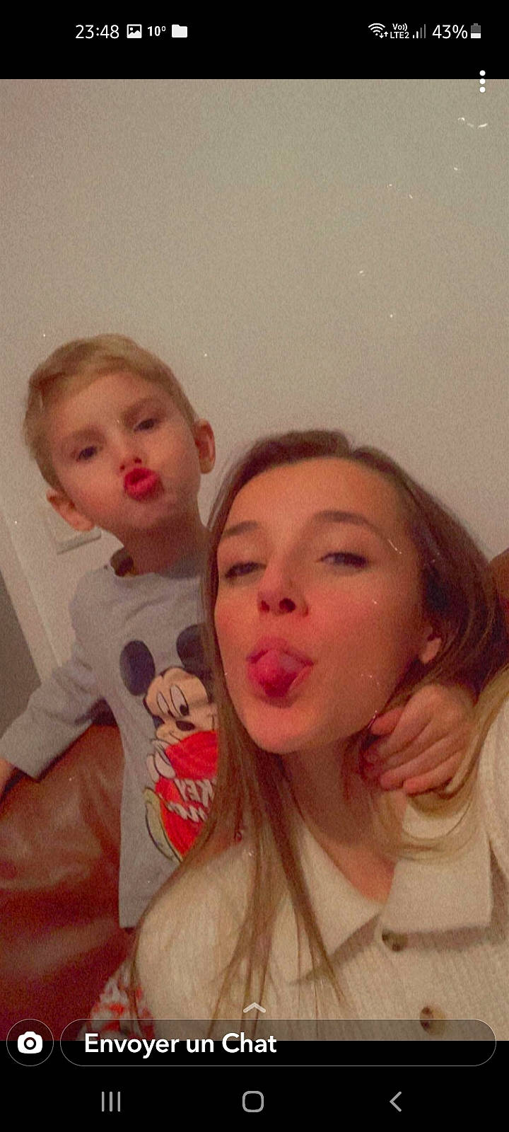 Lissandro participe au concours pour gagner de l'argent avec cette photo : cheek, chin, ear, eyebrow, eyelash, forehead, fun, gesture, hairstyle, happy, iris, jaw, lip, lipstick, mouth, neck, nose, person, selfie, shoulder