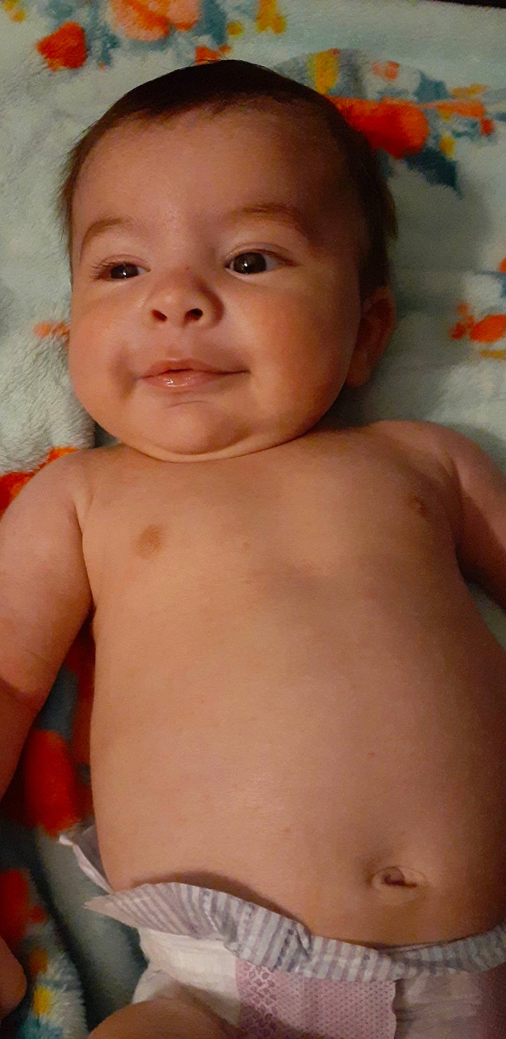 Leland is registered to the contest to win money with this photo: arm, cheek, chin, eye, eyebrow, eyelash, face, finger, forehead, head, human_body, iris, lip, mouth, muscle, neck, nose, organ, person, skin