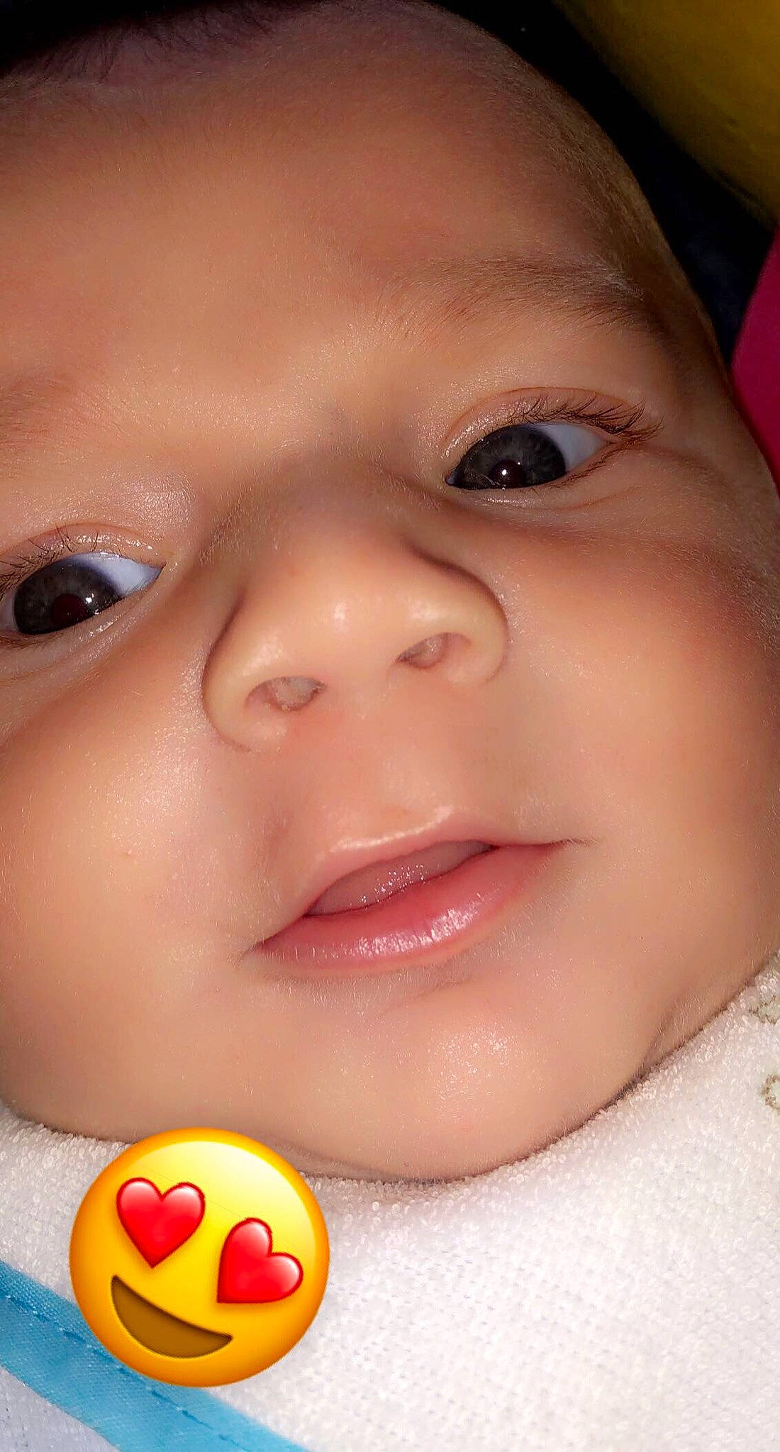 Timael a rejoint le concours — aidez-le/la à gagner de superbes lots ! baby, cheek, chin, eye, eyebrow, eyelash, facial_expression, finger, forehead, hairstyle, happy, iris, lip, mouth, nose, organ, person, pink, skin, smile