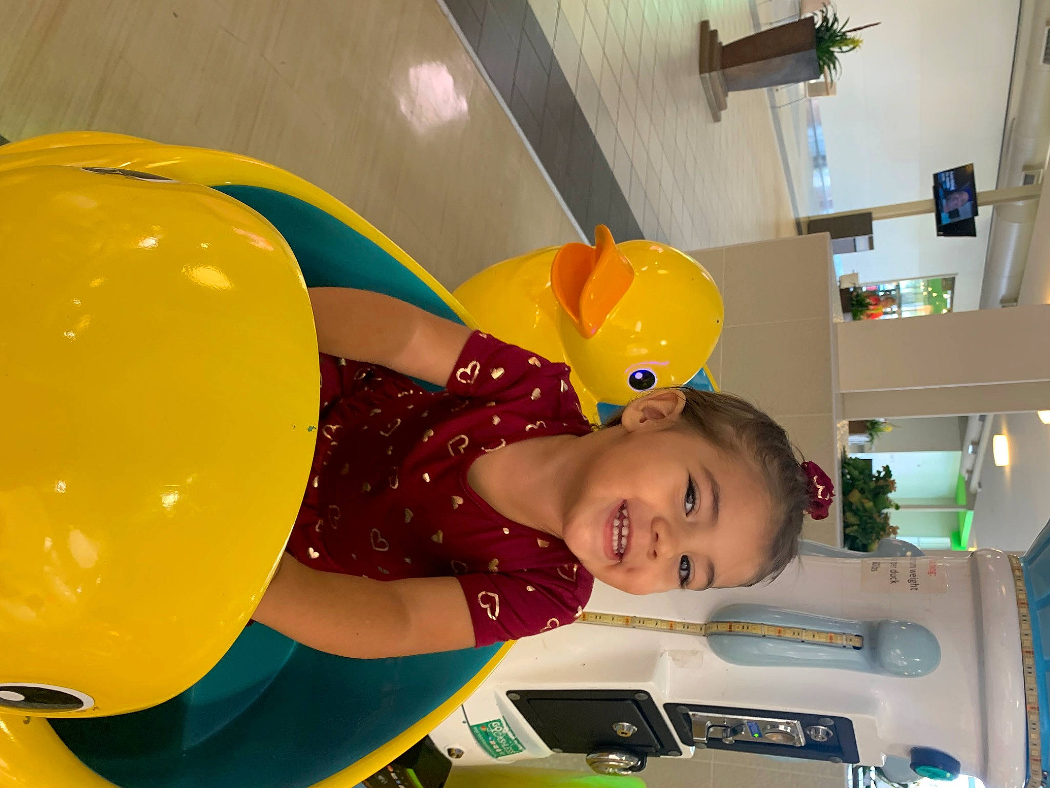 Rosaline is registered to the contest to win money with this photo: baby, balloon, child, fun, happy, joy, leisure, machine, party_supply, person, play, recreation, room, smile, toddler, toy, yellow