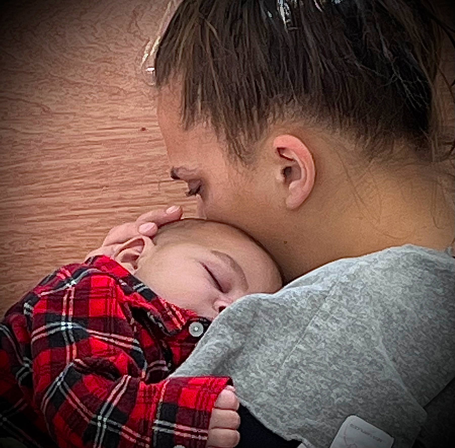 Malachi is registered to the contest to win money with this photo: arm, baby, cheek, chin, comfort, ear, eye, eyelash, flash_photography, gesture, hand, happy, human, human_body, lip, mouth, nose, organ, person, skin