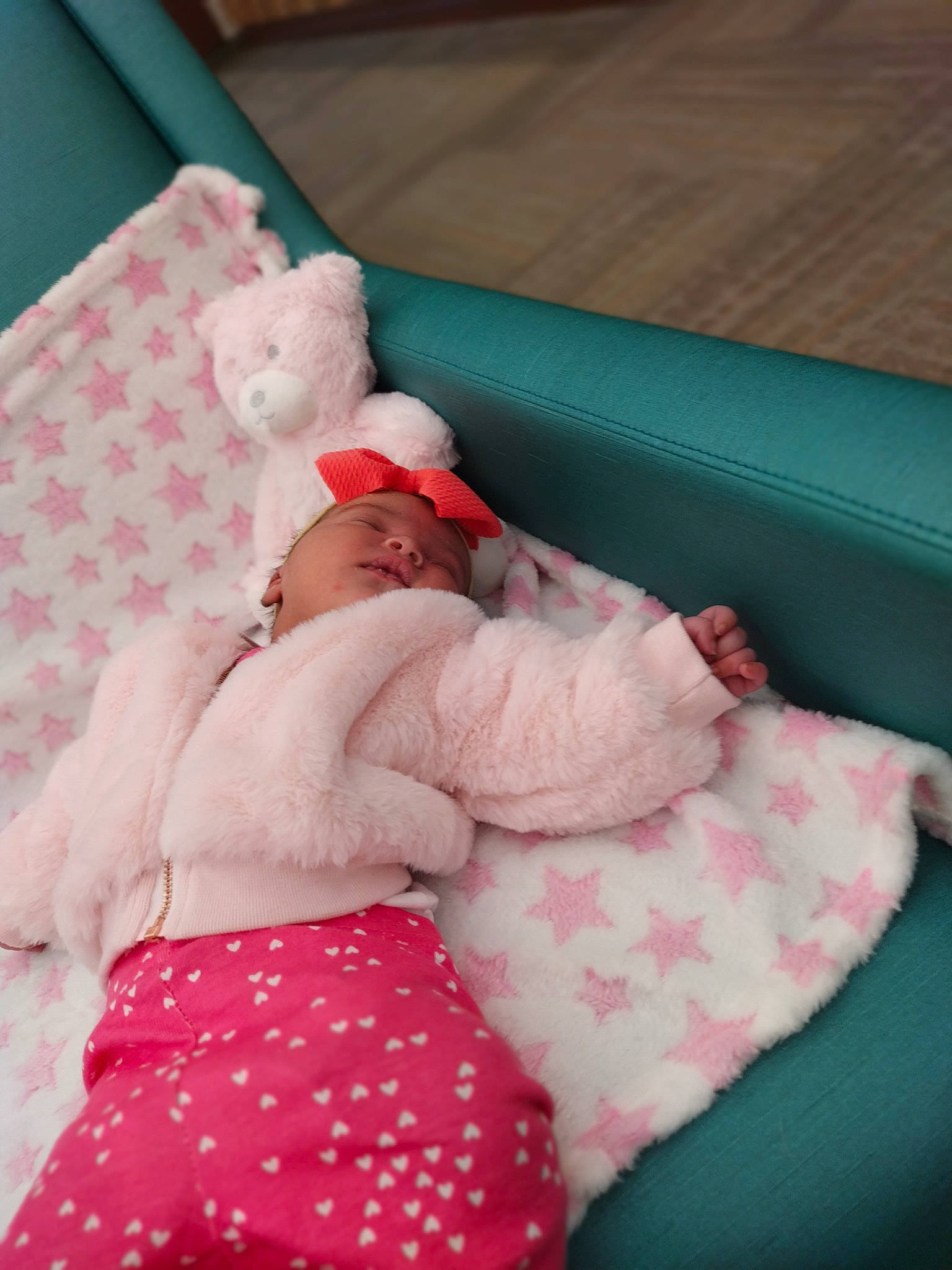 Mariah Jaylo Mcdaniel joined the competition — help win amazing prizes! baby, baby_products, baby_safety, baby_sleeping, baby_toddler_clothing, bed_sheet, bedding, carmine, child, comfort, human_leg, linens, magenta, pattern, person, pink, room, sleeve, textile, thigh