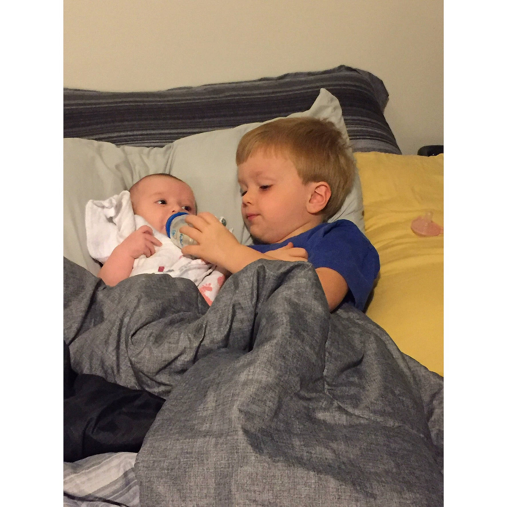 Drake is registered to the contest to win money with this photo: arm, baby, cheek, child, comfort, eye, face, hair, head, human, joint, leg, love, nose, people, person, product, sitting, snapshot, textile