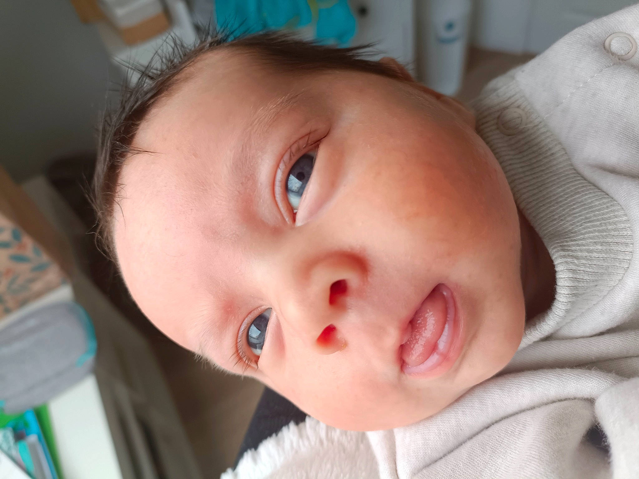 Marin participe au concours pour gagner de l'argent avec cette photo : baby, baby_toddler_clothing, cheek, child, chin, comfort, ear, eyebrow, eyelash, forehead, fun, happy, iris, lip, mouth, nose, person, skin, smile, toddler
