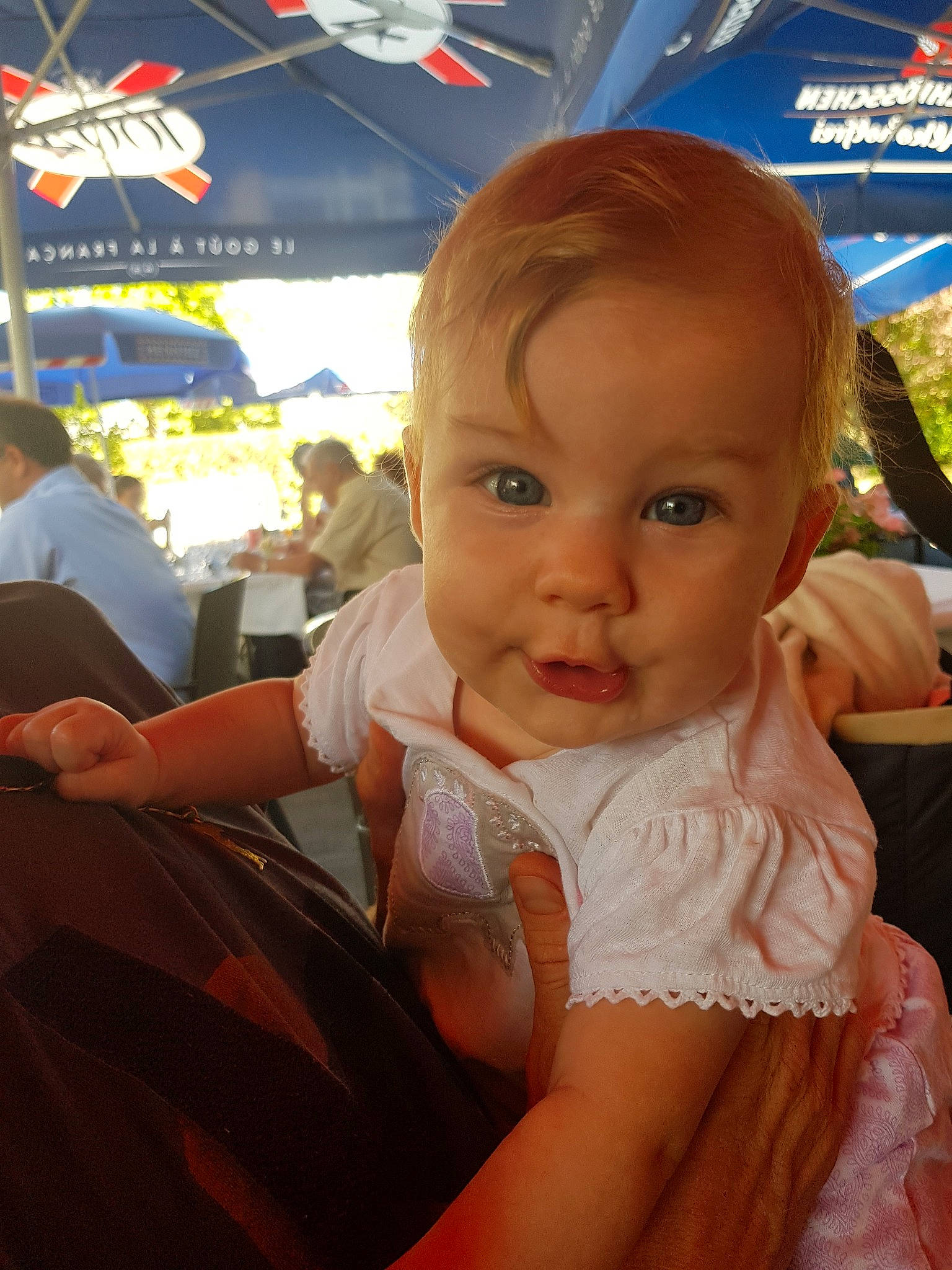 Olivia a rejoint le concours — aidez-le/la à gagner de superbes lots ! child, fun, girl, infant, person, product, skin, smile, toddler