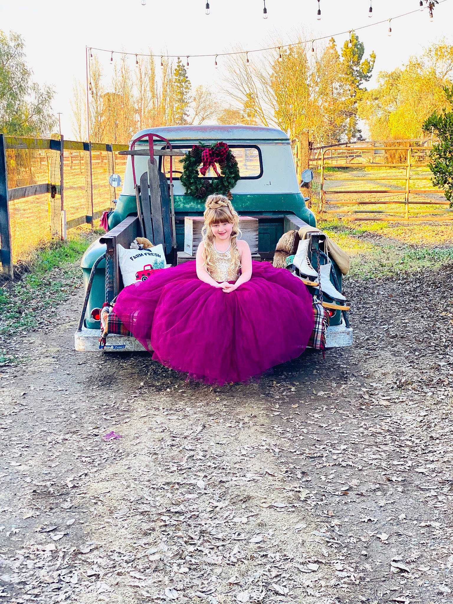 Gisele is registered to the contest to win money with this photo: dress, event, fun, grass, grassland, hat, jacket, joy, landscape, leisure, magenta, motor_vehicle, outerwear, person, plant, recreation, sitting, tints_and_shades, travel, tree