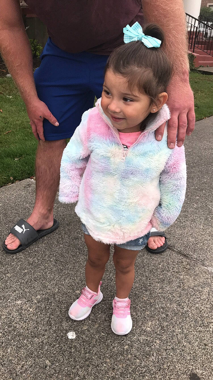 Aya is registered to the contest to win money with this photo: baby, child, footwear, fun, happy, person, pink, play, shoe, skin, smile, summer, toddler, vacation