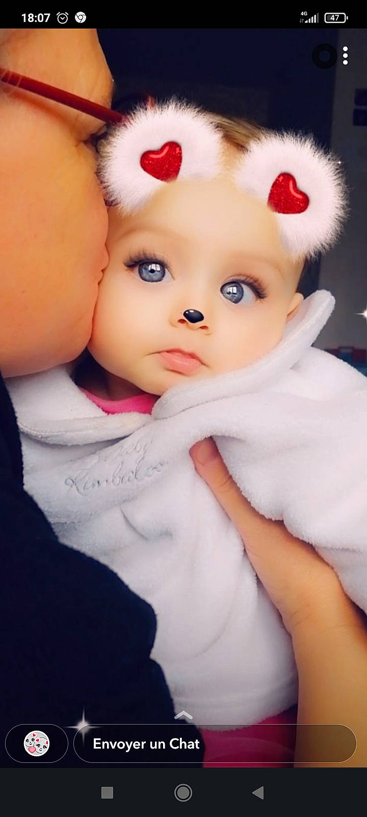 Inayah participe au concours pour gagner de l'argent avec cette photo : baby, baby_toddler_clothing, cheek, child, eyebrow, eyelash, fashion_accessory, flash_photography, fur, gesture, happy, iris, lip, nose, person, pink, portrait_photography, skin, toddler, toy