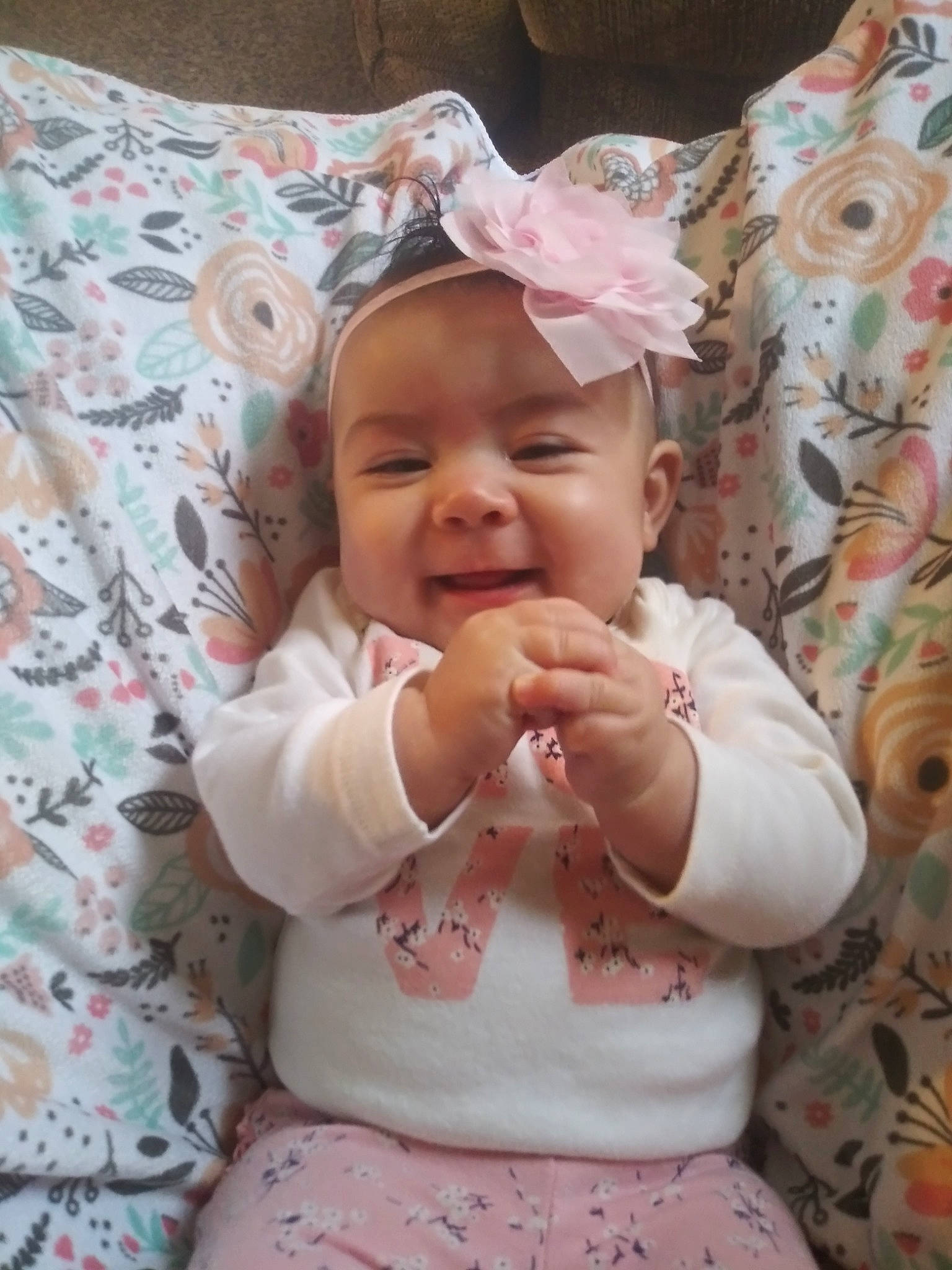 Yamilett is registered to the contest to win money with this photo: baby, cheek, child, finger, joy, nose, person, pink, smile, toddler