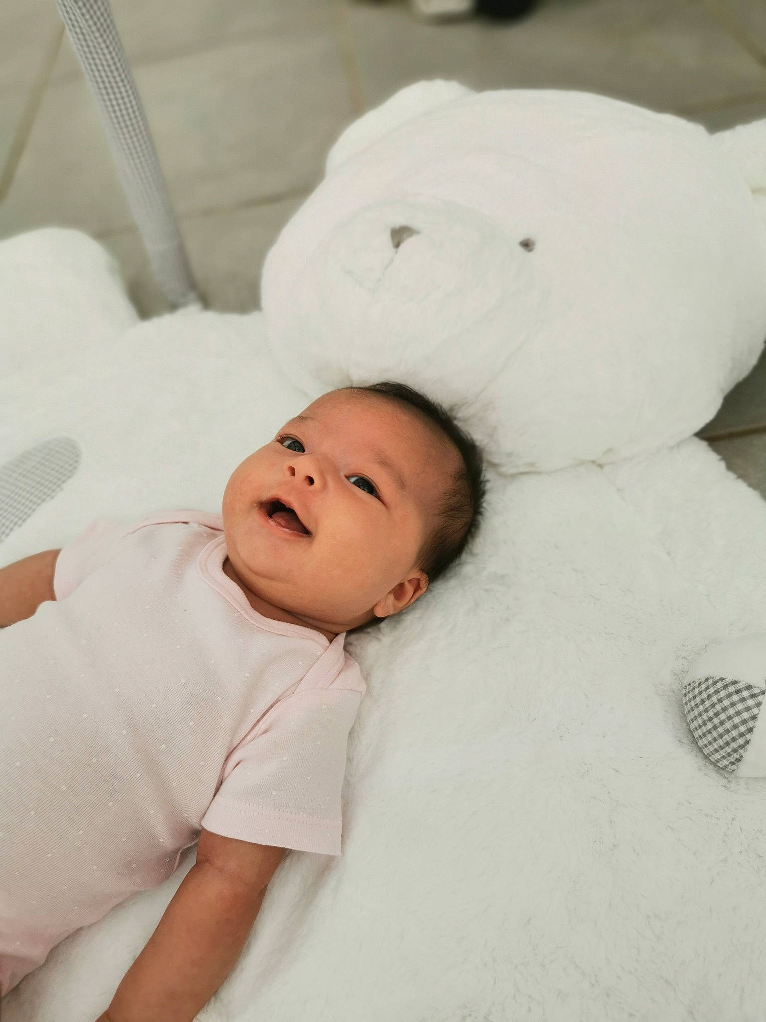 Milyana a rejoint le concours — aidez-le/la à gagner de superbes lots ! baby, baby_sleeping, bedtime, child, person, product, skin, smile, textile, toddler, white