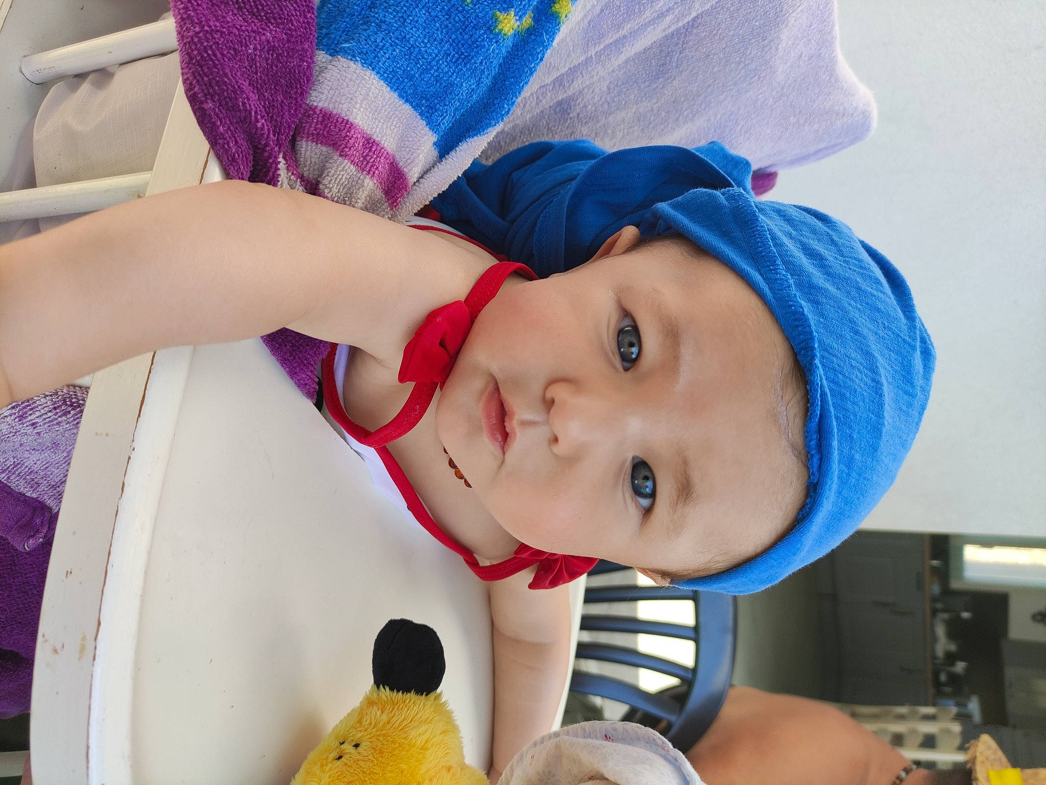 Morgane participe au concours pour gagner de l'argent avec cette photo : baby, baby_toddler_clothing, beauty, blue, cap, facial_expression, fun, happy, hat, headwear, lip, mouth, nose, organ, person, photograph, skin, smile, textile, toddler