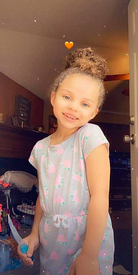 Ma'Riyah is registered to the contest to win money with this photo: child, child_model, hair, hairstyle, joy, person, smile, toddler