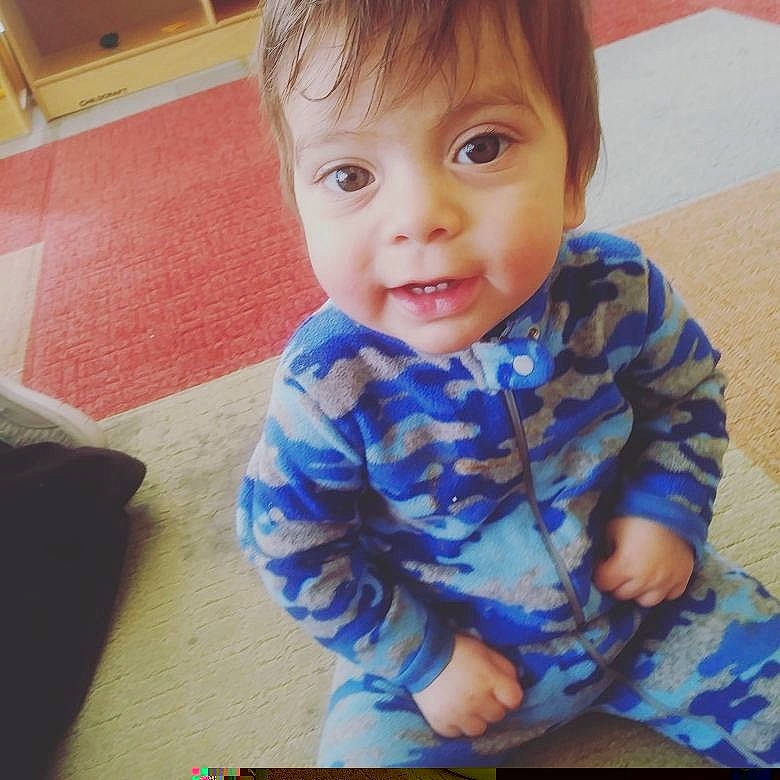 George is registered to the contest to win money with this photo: arm, boy, cheek, child, cool, day, eye, face, girl, hair, head, human_hair_color, infant, mouth, nose, organ, person, product, skin, smile