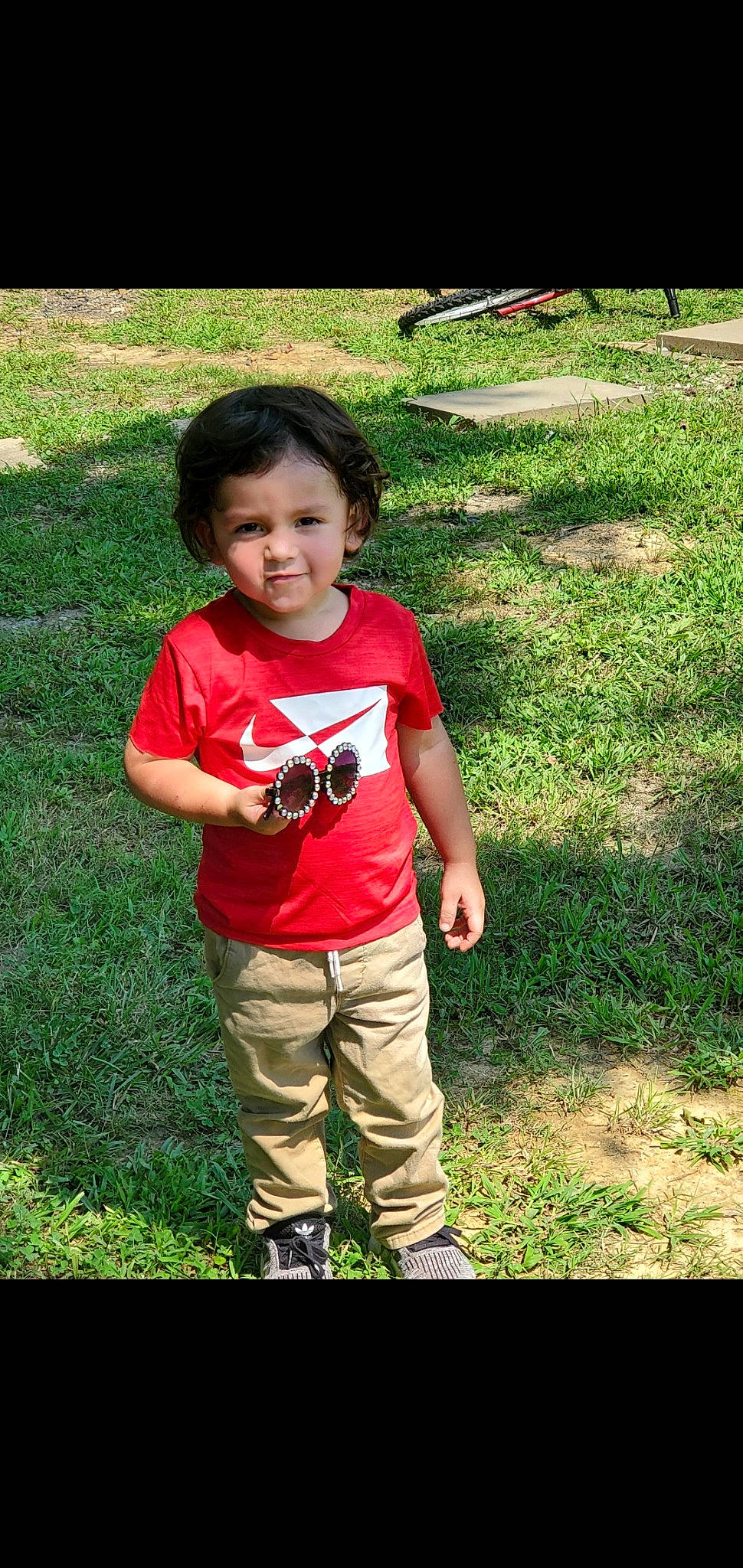 Thomas joined the competition — help win amazing prizes! baby_toddler_clothing, child, fun, garden, gesture, grass, grass_family, grassland, groundcover, happy, lawn, leisure, people_in_nature, person, plant, play, sleeve, smile, soil, thumb