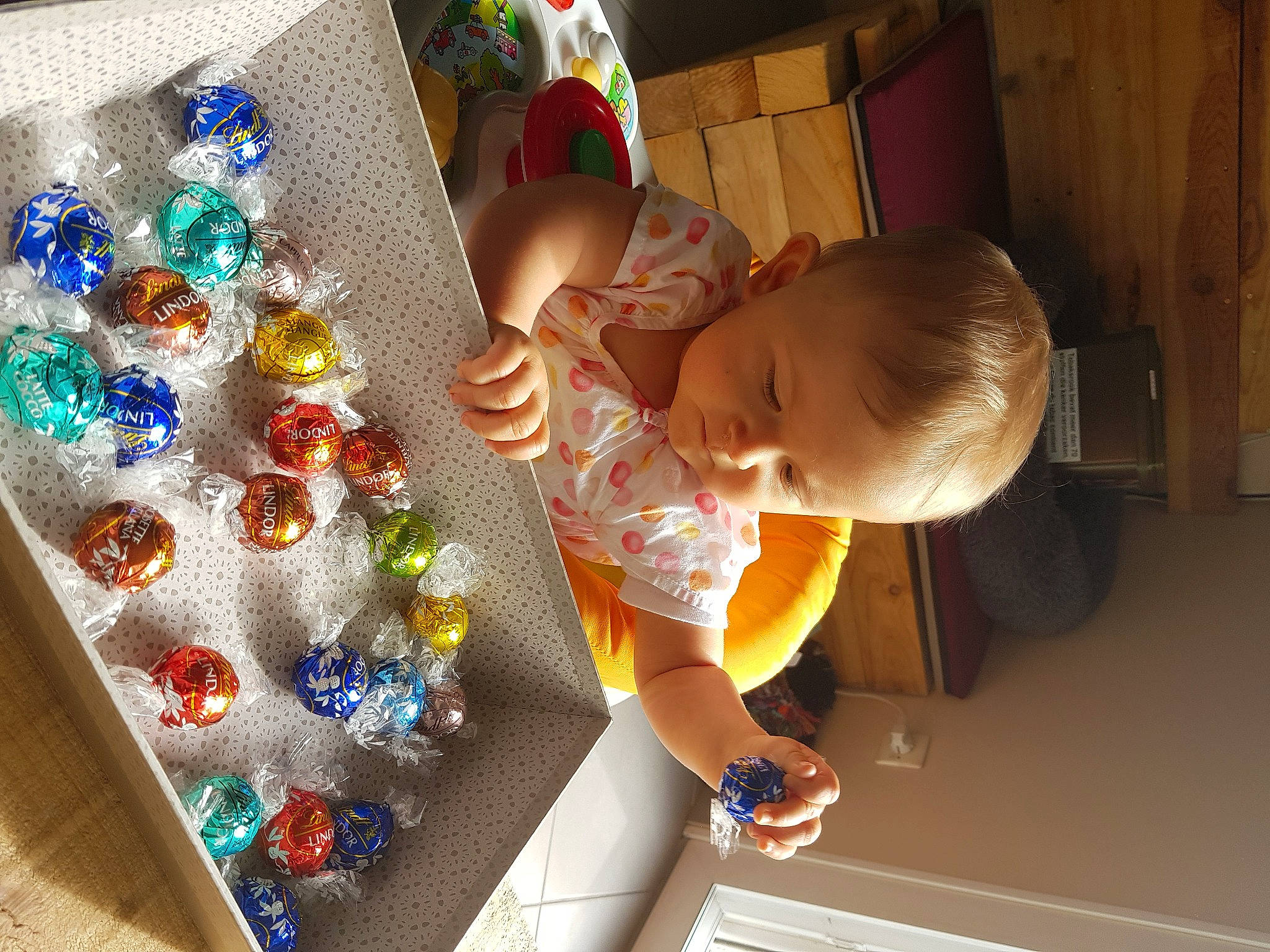 Hailey a rejoint le concours — aidez-le/la à gagner de superbes lots ! child, fun, person, play, toddler