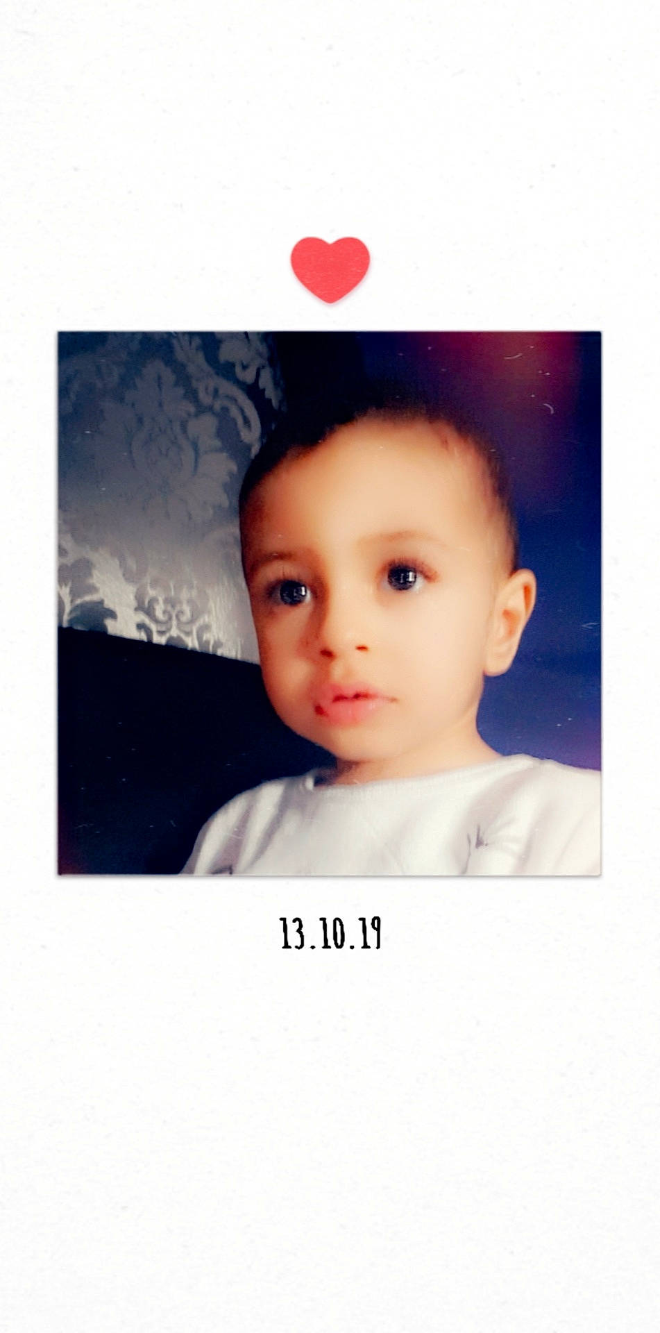 Maher participe au concours pour gagner de l'argent avec cette photo : art, baby, cheek, child, chin, cloud, electric_blue, eyelash, facial_expression, flash_photography, font, happy, pattern, person, photo_caption, portrait, portrait_photography, sky, sleeve, t_shirt