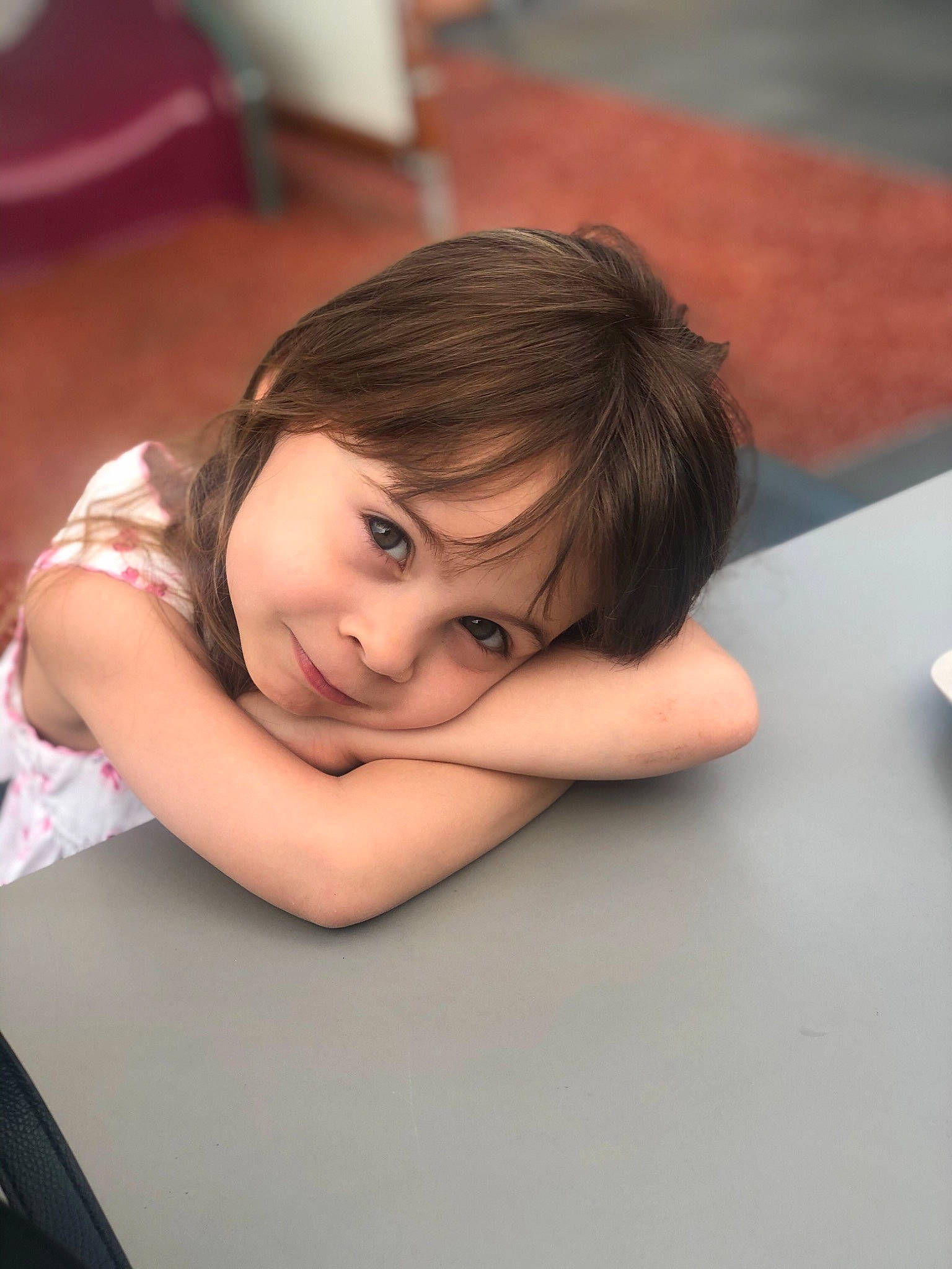 Celia participe au concours pour gagner de l'argent avec cette photo : arm, child, hand, joy, person, skin, toddler