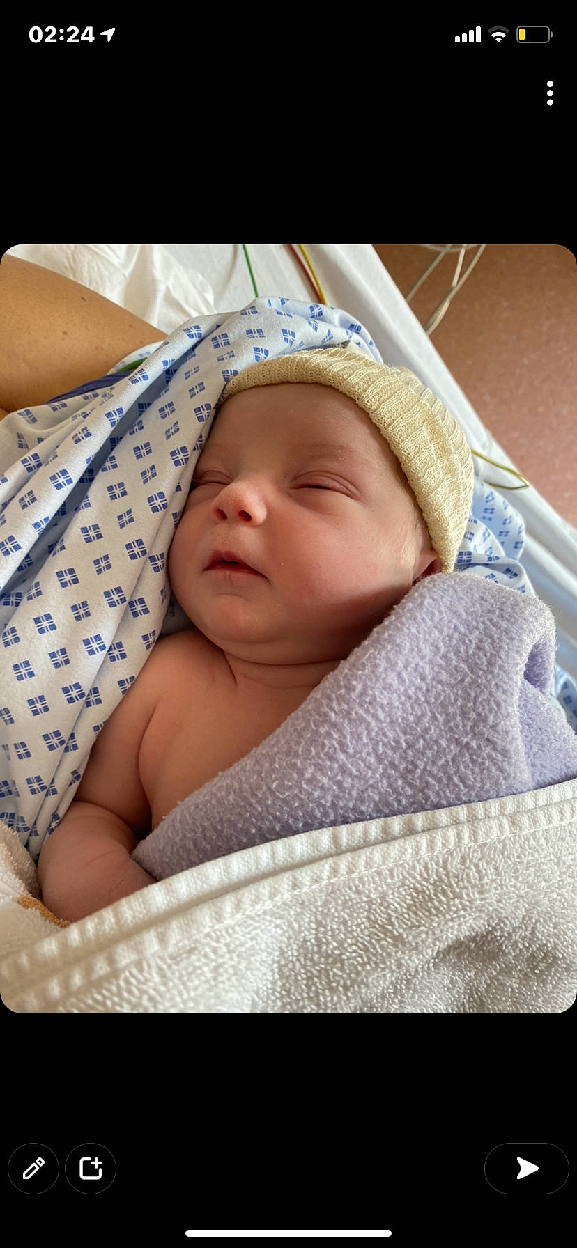 Tahyss participe au concours pour gagner de l'argent avec cette photo : baby, baby_products, baby_sleeping, baby_toddler_clothing, bedtime, cap, cheek, child, chin, comfort, eye, eyelash, happy, headwear, iris, linens, person, product, skin, sleep