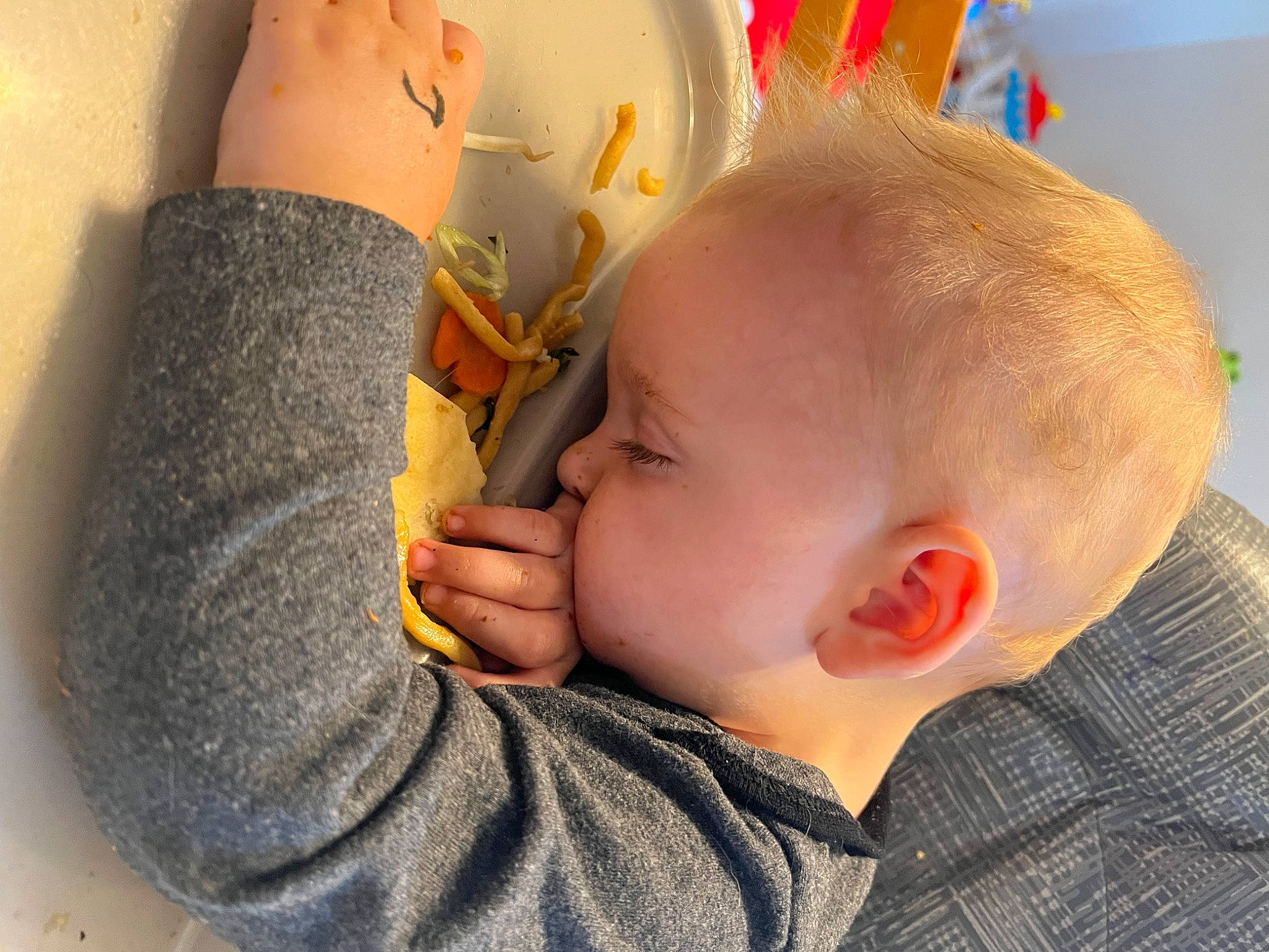 Parker-jordan is registered to the contest to win money with this photo: arm, baby, baby_products, baby_toddler_clothing, cheek, child, comfort, ear, eyebrow, eyelash, gesture, hand, happy, human_body, nail, neck, nose, person, skin, thumb