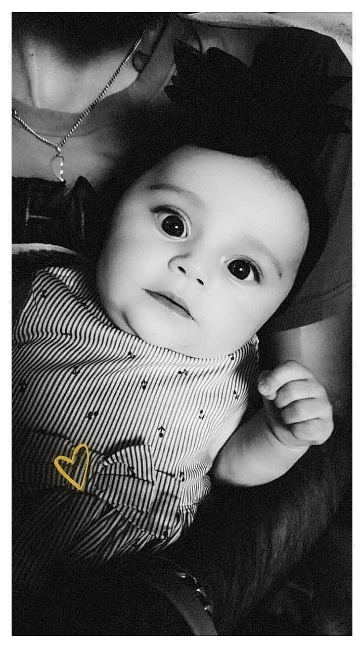 Miliana a rejoint le concours — aidez-le/la à gagner de superbes lots ! baby, beauty, black, black_and_white, cheek, child, eye, face, lip, monochrome, monochrome_photography, nose, person, photograph, photography, portrait, portrait_photography, smile, snapshot, stock_photography