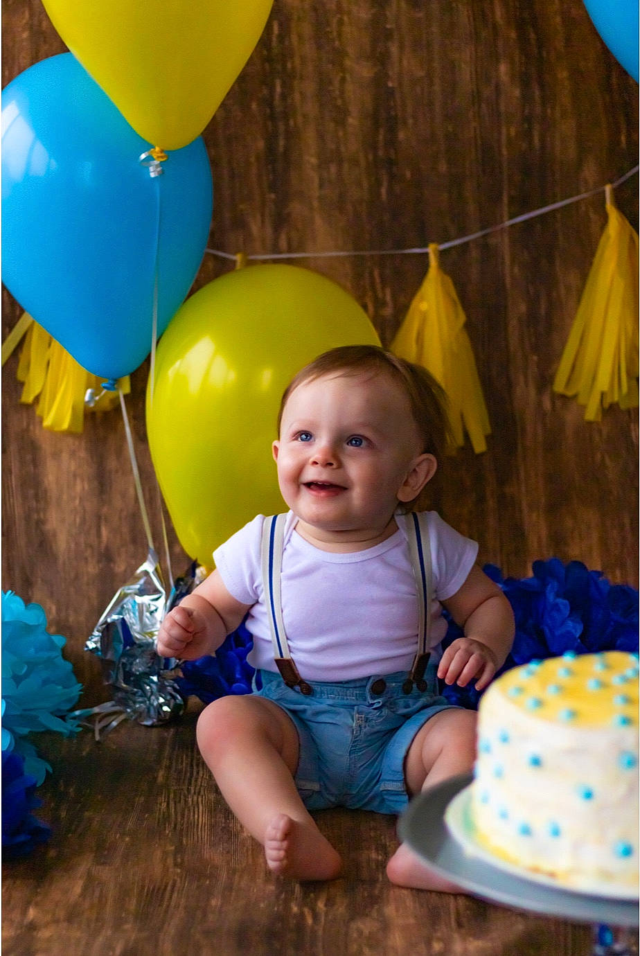 Amadeus joined the competition — help win amazing prizes! balloon, birthday, child, fun, happy, party, party_supply, person, play, smile, toddler, yellow