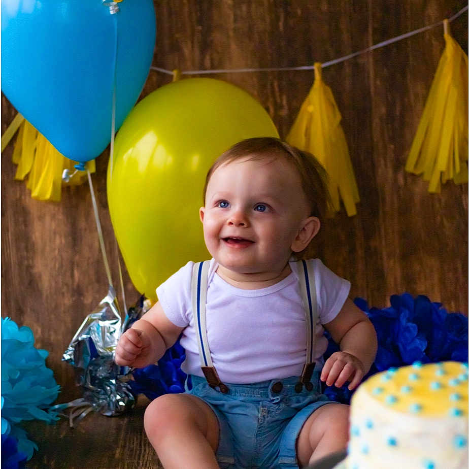 Amadeus joined the competition — help win amazing prizes! balloon, birthday, child, fun, happy, party, party_supply, person, play, smile, toddler, yellow