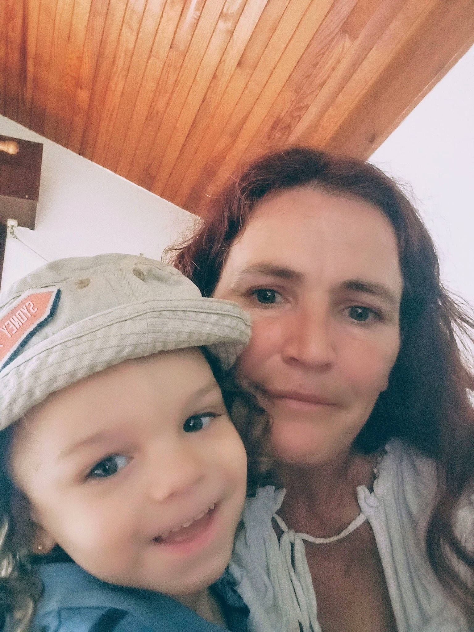 Eden a rejoint le concours — aidez-le/la à gagner de superbes lots ! cap, cheek, child, chin, cool, eye, eyebrow, eyelash, flash_photography, forehead, friendship, fun, happy, headwear, iris, joy, lip, nose, person, selfie