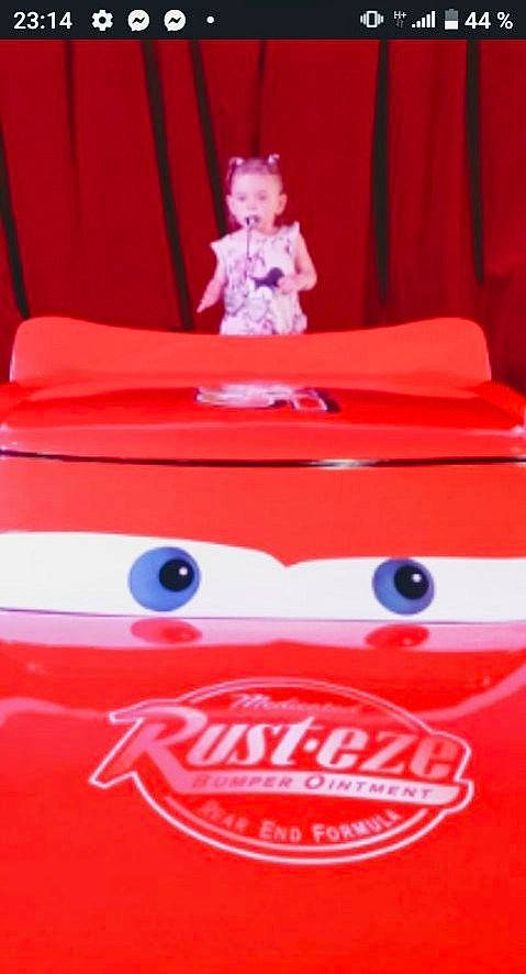 Selena a rejoint le concours — aidez-le/la à gagner de superbes lots ! automotive_exterior, baby, baby_products, baby_toys, bumper, carmine, child, curtain, doll, electric_blue, fictional_character, font, magenta, person, pink, plastic, red, stuffed_toy, teddy_bear, toy