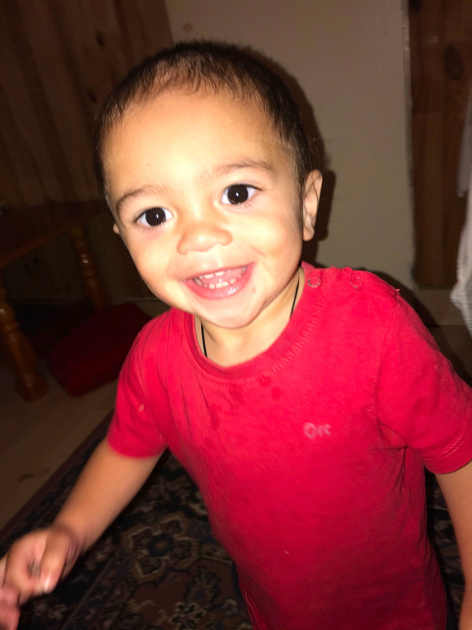 Naim a rejoint le concours — aidez-le/la à gagner de superbes lots ! cheek, child, chin, face, forehead, fun, iris, joy, lip, nose, person, skin, smile, standing, toddler