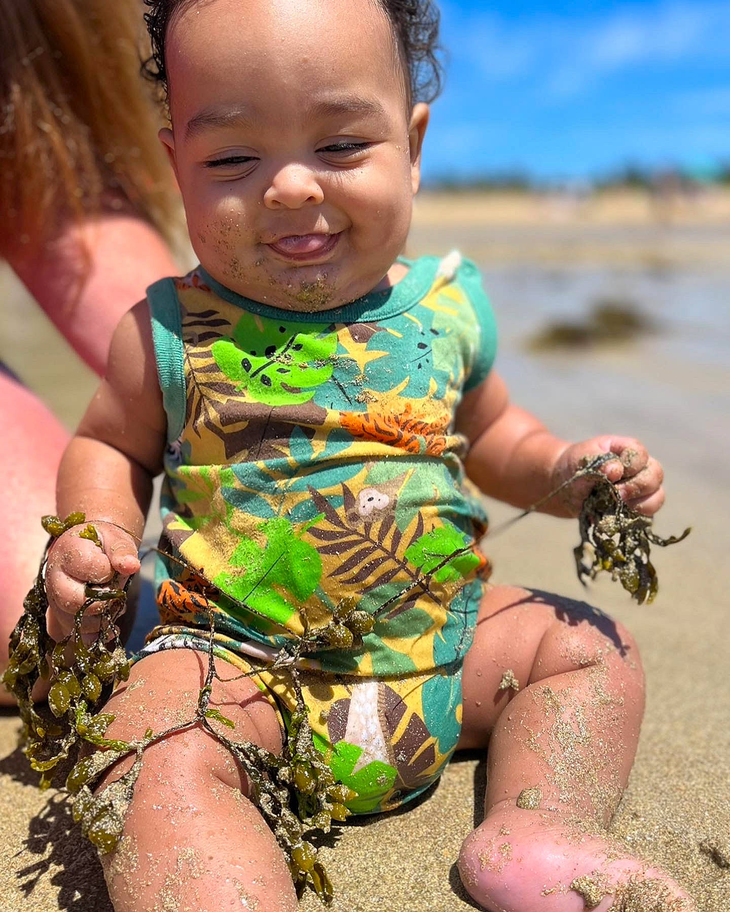 Hezekiah is registered to the contest to win money with this photo: adaptation, baby, baby_toddler_clothing, beauty, child, fun, grass, happy, head, human_leg, iris, joy, leg, people_in_nature, person, shoulder, skin, sky, smile, summer