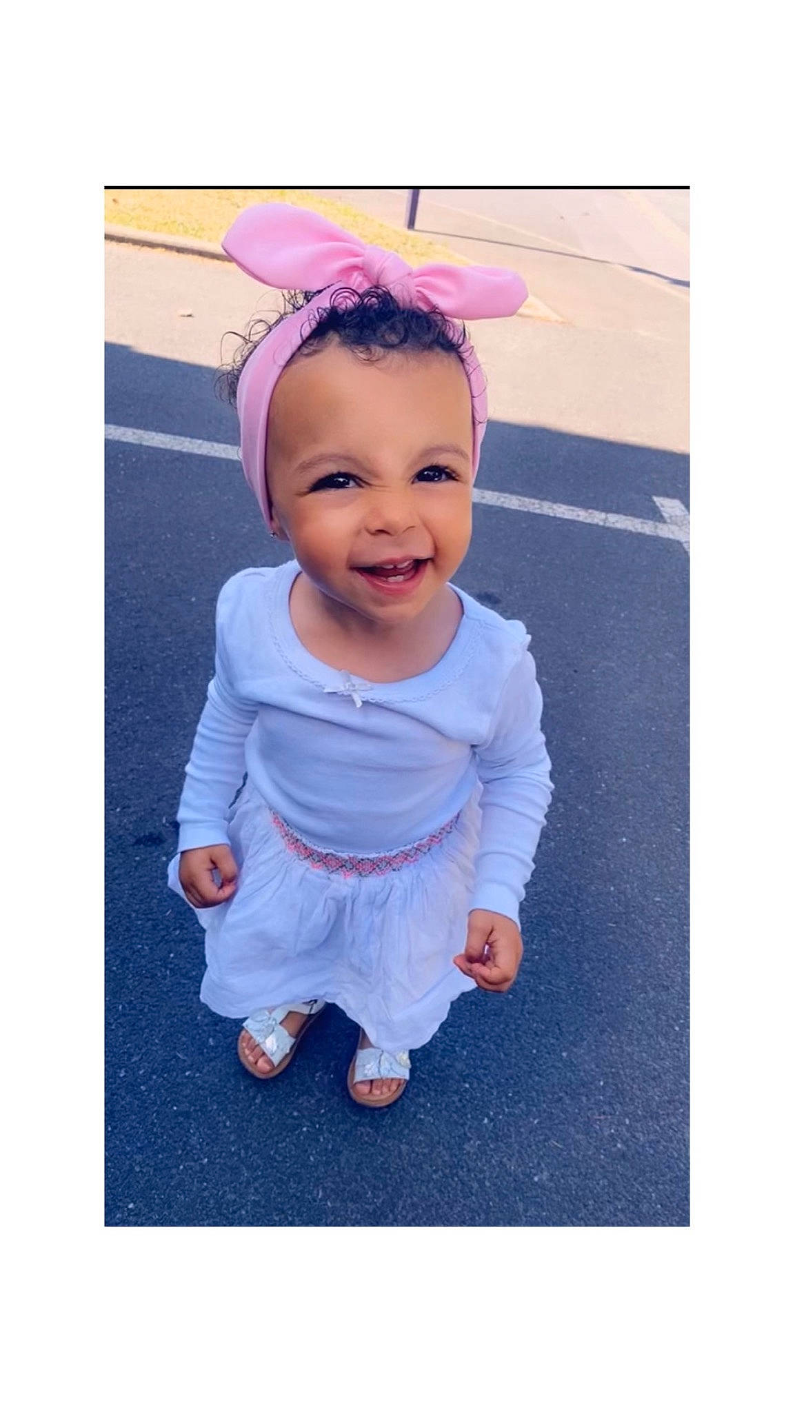 Thelma participe au concours pour gagner de l'argent avec cette photo : baby, baby_toddler_clothing, child, child_model, costume_hat, electric_blue, fashion_accessory, font, gesture, happy, headband, magenta, pattern, person, pink, portrait_photography, purple, sleeve, smile, toddler