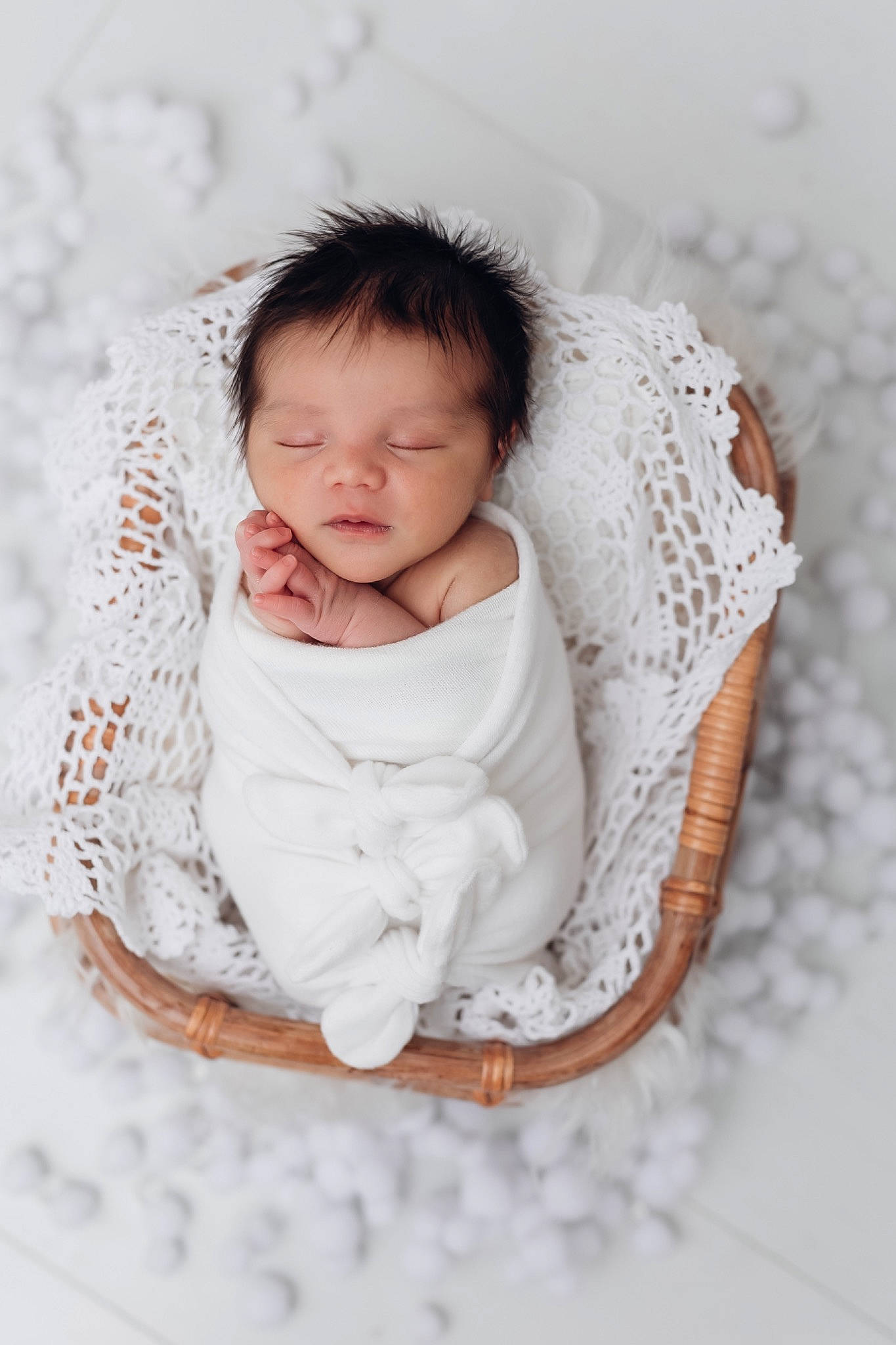 Lucas a rejoint le concours — aidez-le/la à gagner de superbes lots ! baby, baby_toddler_clothing, cheek, chin, clothing, comfort, eye, face, flash_photography, happy, head, headgear, lip, neck, outerwear, pattern, person, skin, sleeve, textile