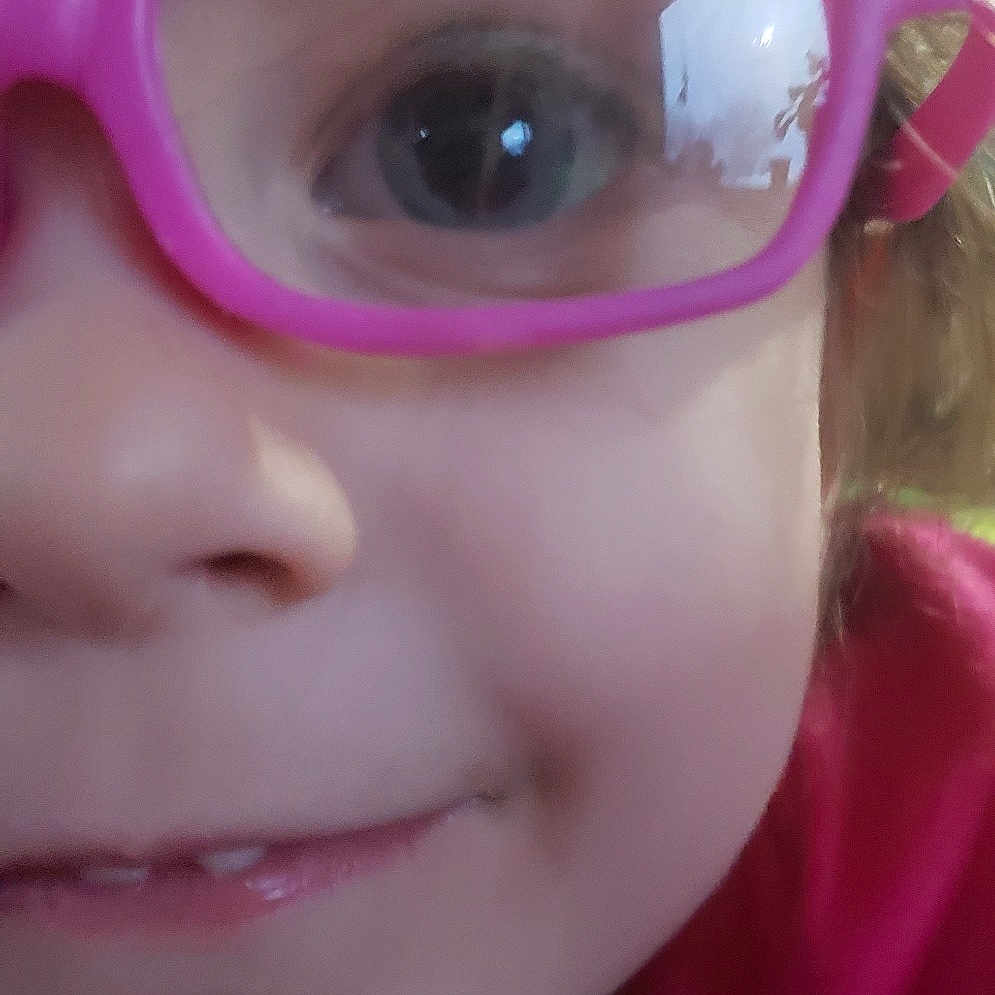 Gwendolynn is registered to the contest to win money with this photo: beauty, cheek, close_up, cool, eye, eyebrow, eyelash, eyewear, face, glasses, head, lip, mouth, nose, organ, personal_protective_equipment, pink, skin, sunglasses, vision_care