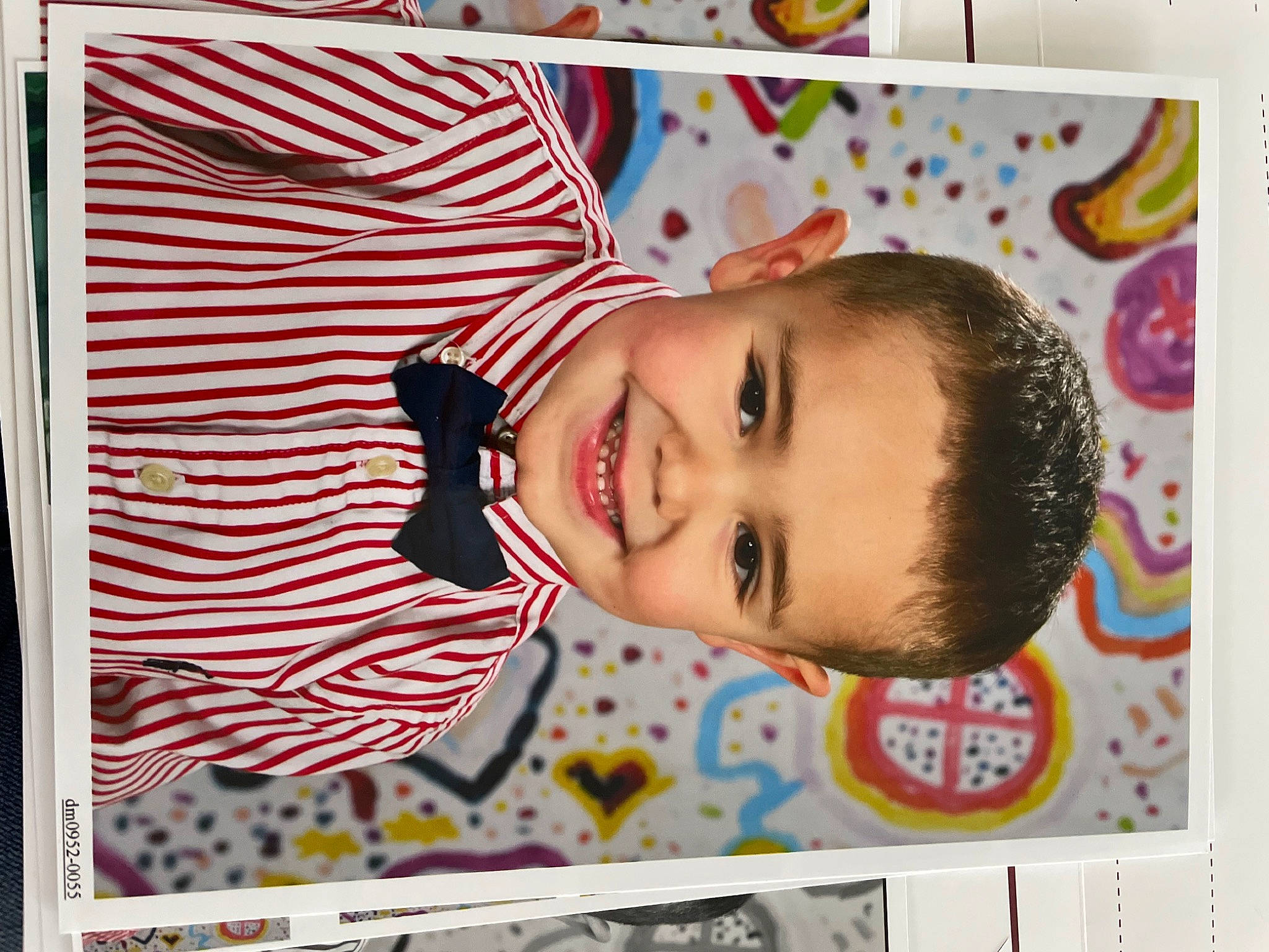 Ewenn a rejoint le concours — aidez-le/la à gagner de superbes lots ! art, child, font, fun, happy, joy, leisure, pattern, person, play, portrait_photography, rectangle, room, smile, toddler, visual_arts